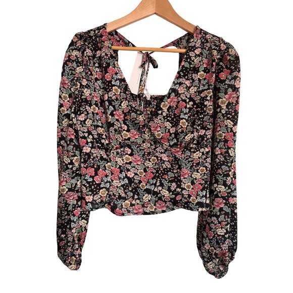 Lush Smocked Back Cropped Size Small  Blouse Floral Print Tie Back NWT - Picture 11 of 11